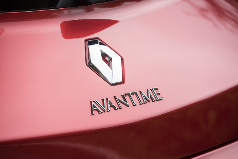 Illustration for article titled The 2002 Renault Avantime Is The Stuff Of A Child's Imagination